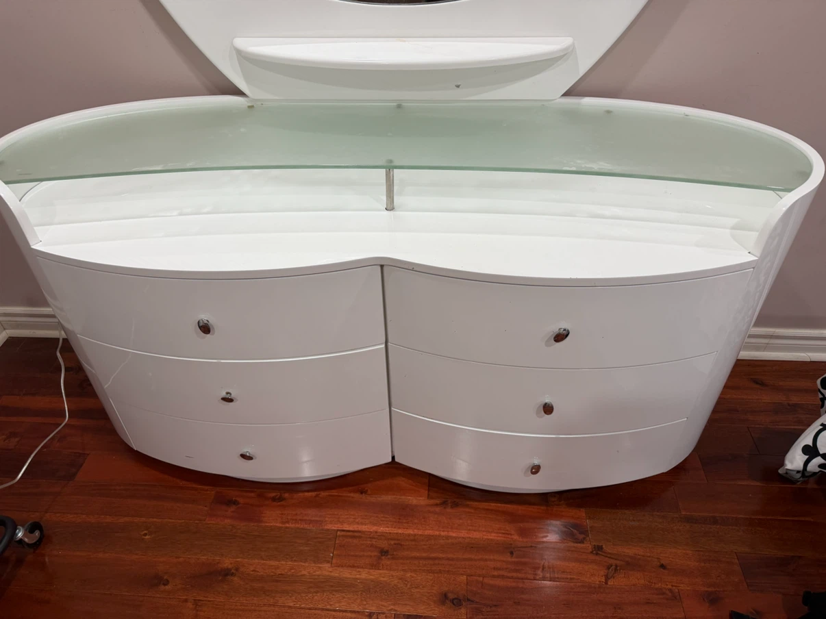 White Dresser with Mirror - photo 4