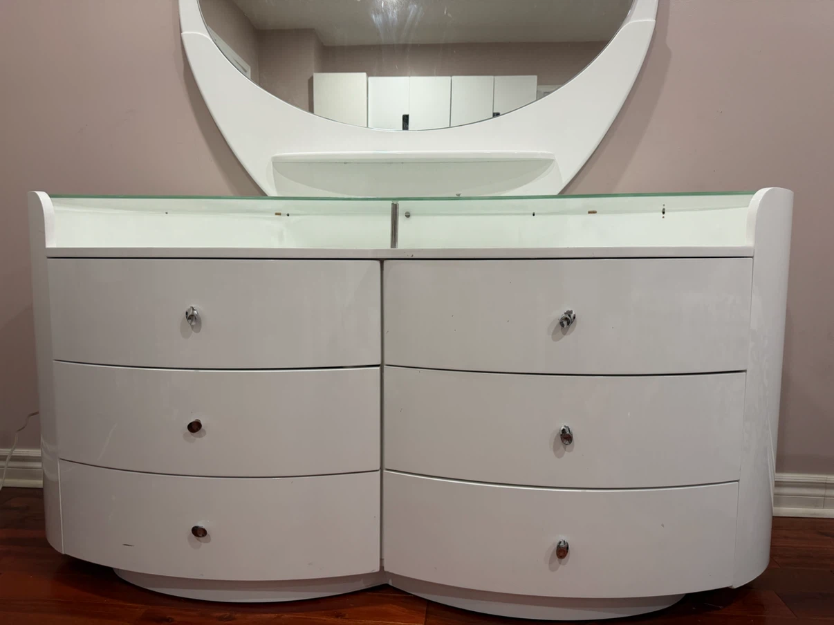White Dresser with Mirror - photo 5
