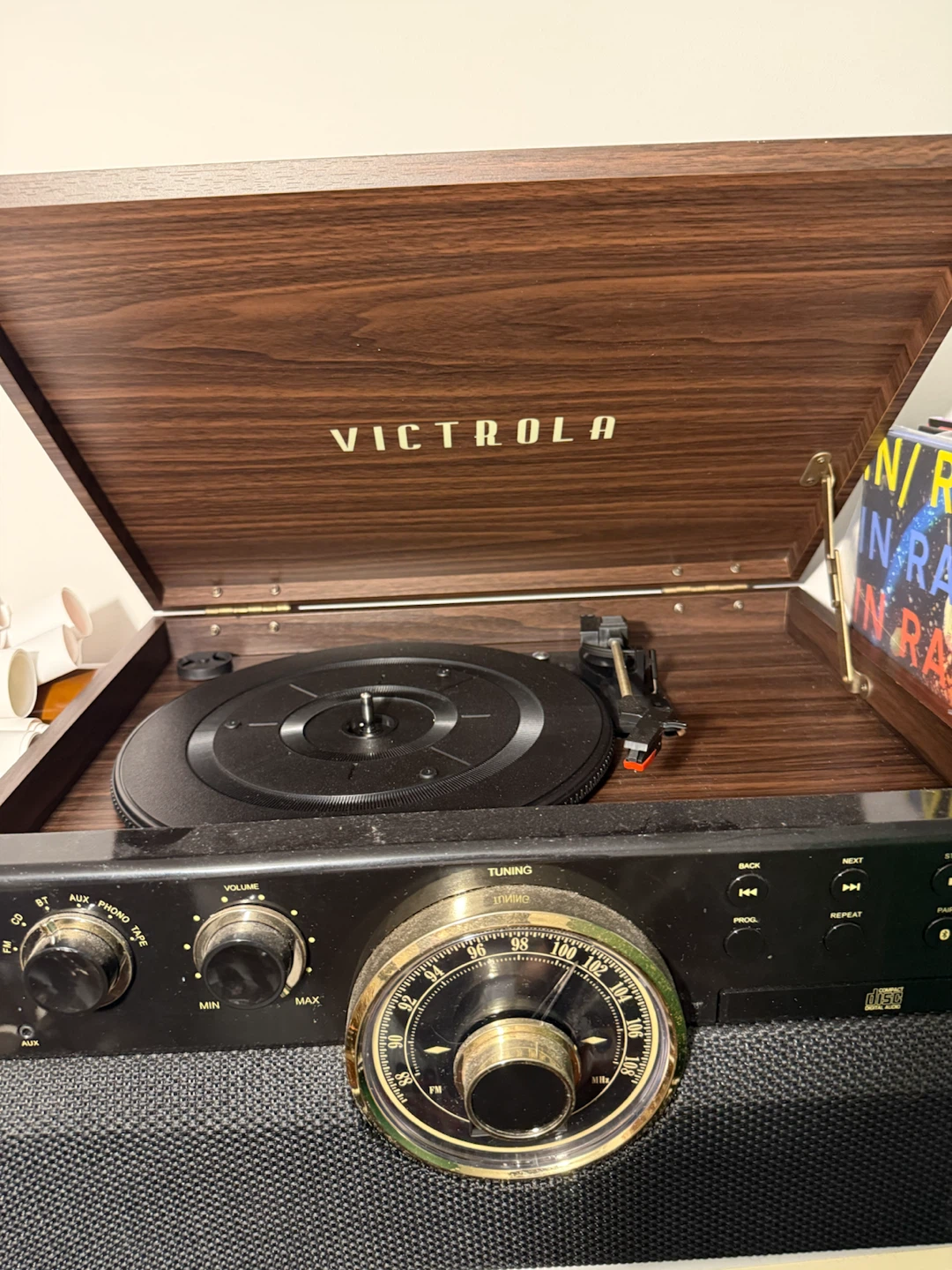 Victrola Record Player 6-1
