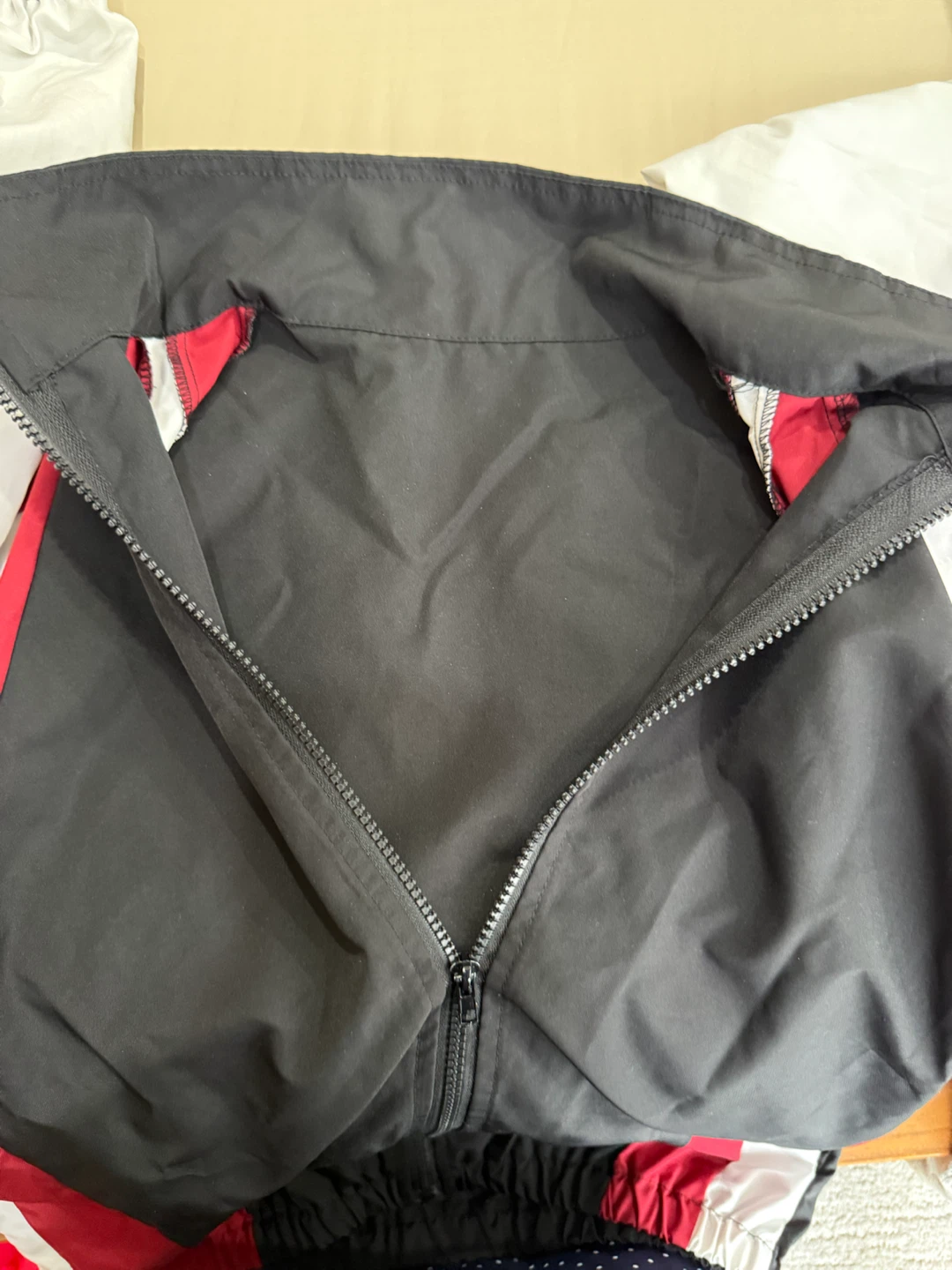 Colour-blocked Track Jacket - photo 4