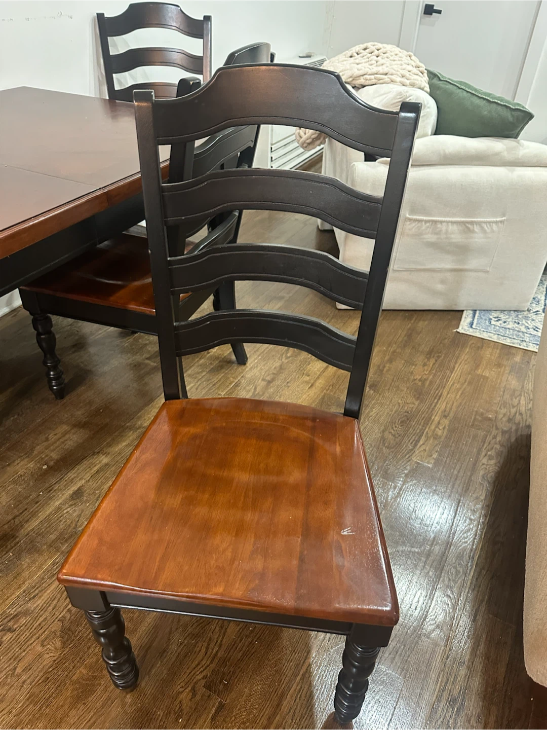 Dining Table and Chairs - photo 2