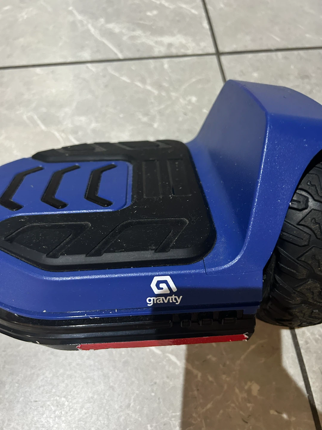 Gravity Hoverboard with Charger - photo 2