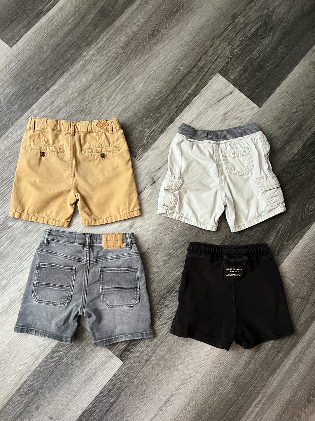 Zara shorts (18 month) - photo 2