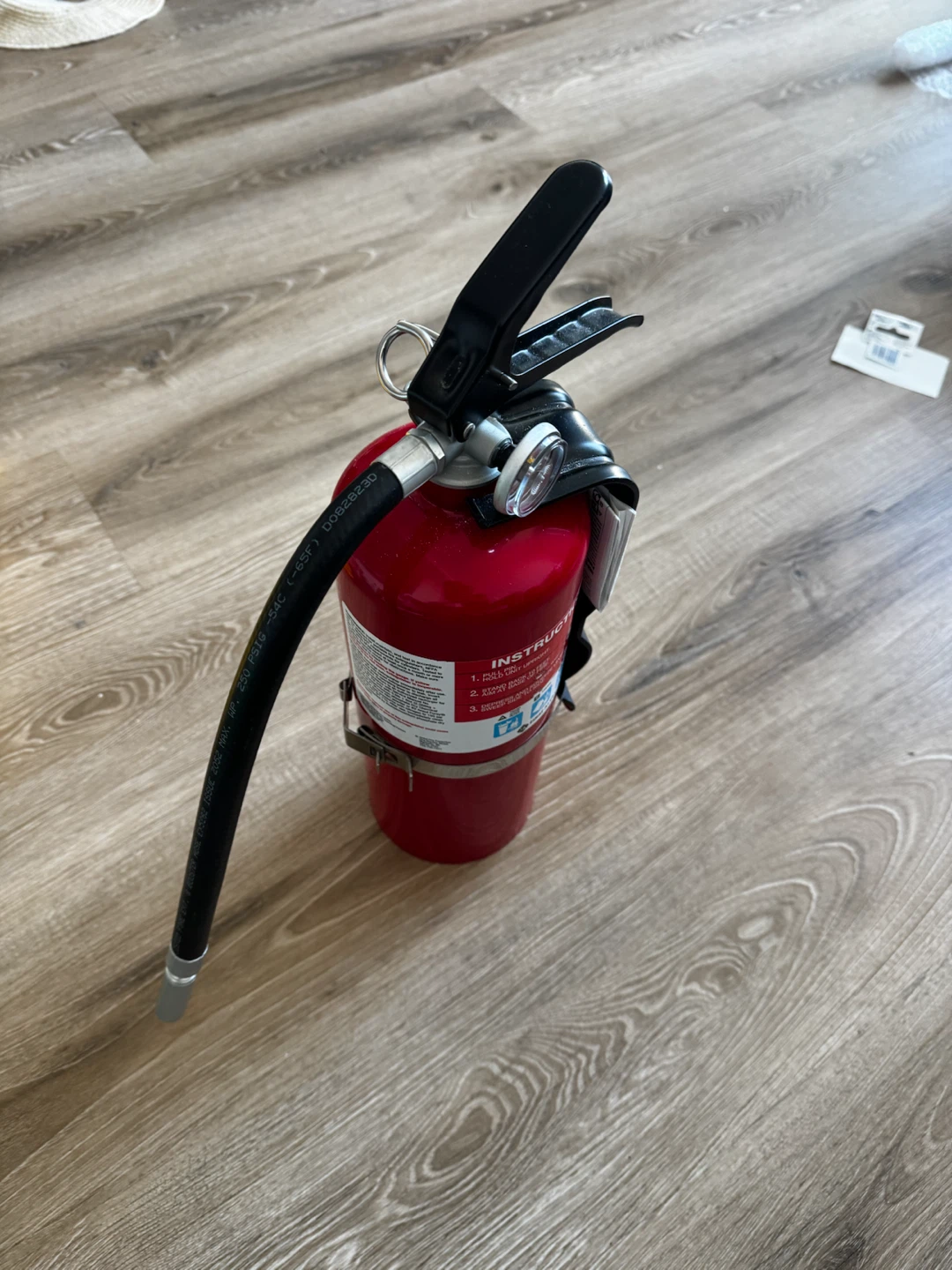 Fire Extinguisher - photo 2