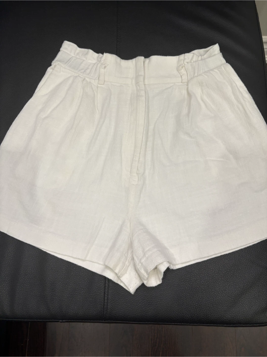 H&M White Shorts Size 10