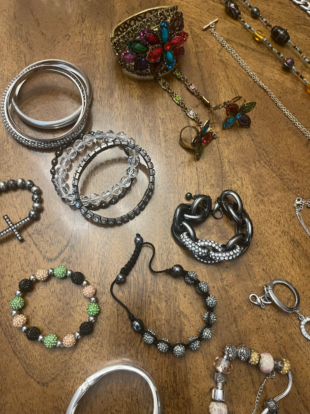 Assorted Costume Jewellery - Necklaces and Bracelets - photo 5