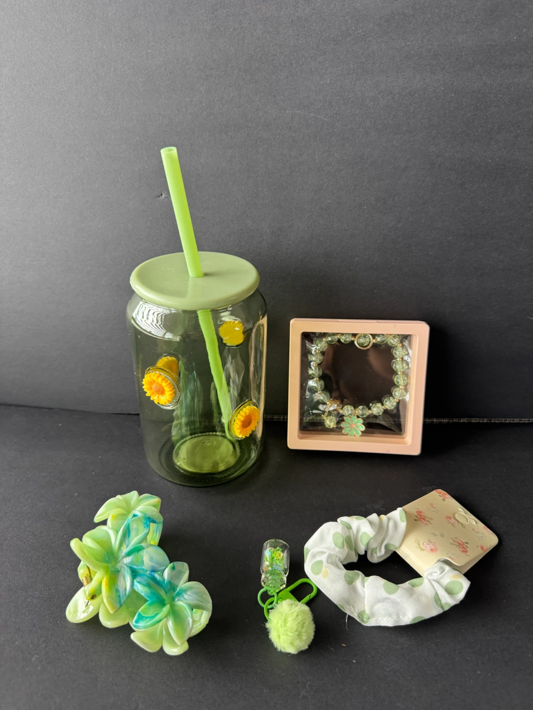 Decorative Gift Bag with Accessories