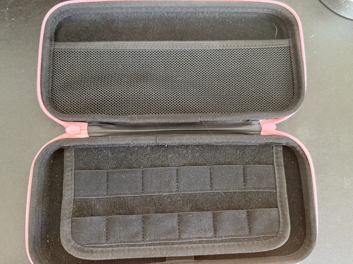 Hello kitty Nintendo switch case - photo 2