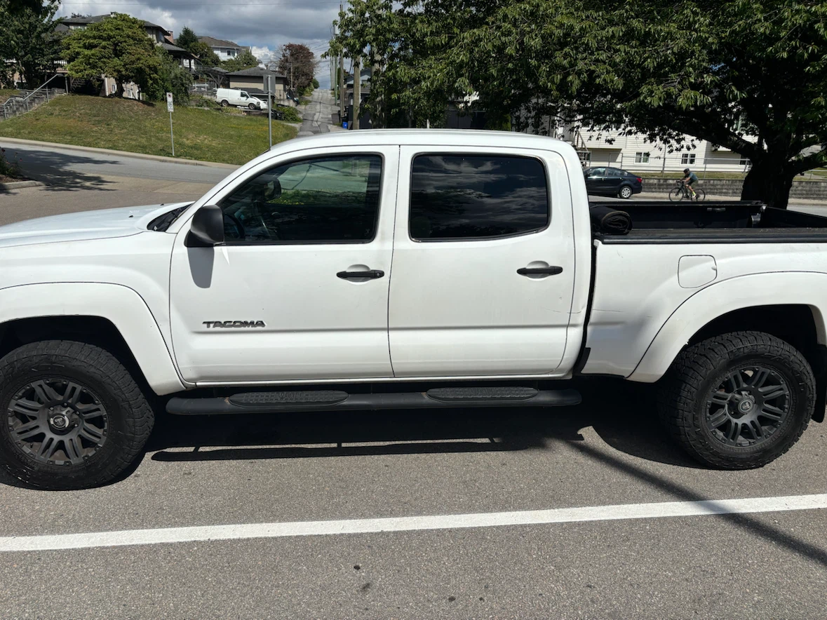White Toyota Tacoma Truck - photo 2