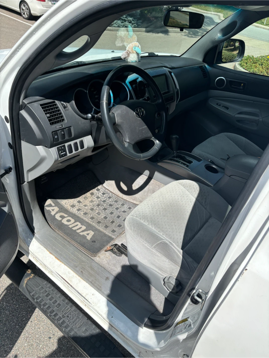 White Toyota Tacoma Truck - photo 5