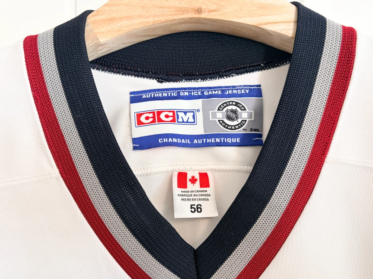 Authentic CCM Vancouver Canucks West Coast On Ice Game Jersey 56 - photo 3