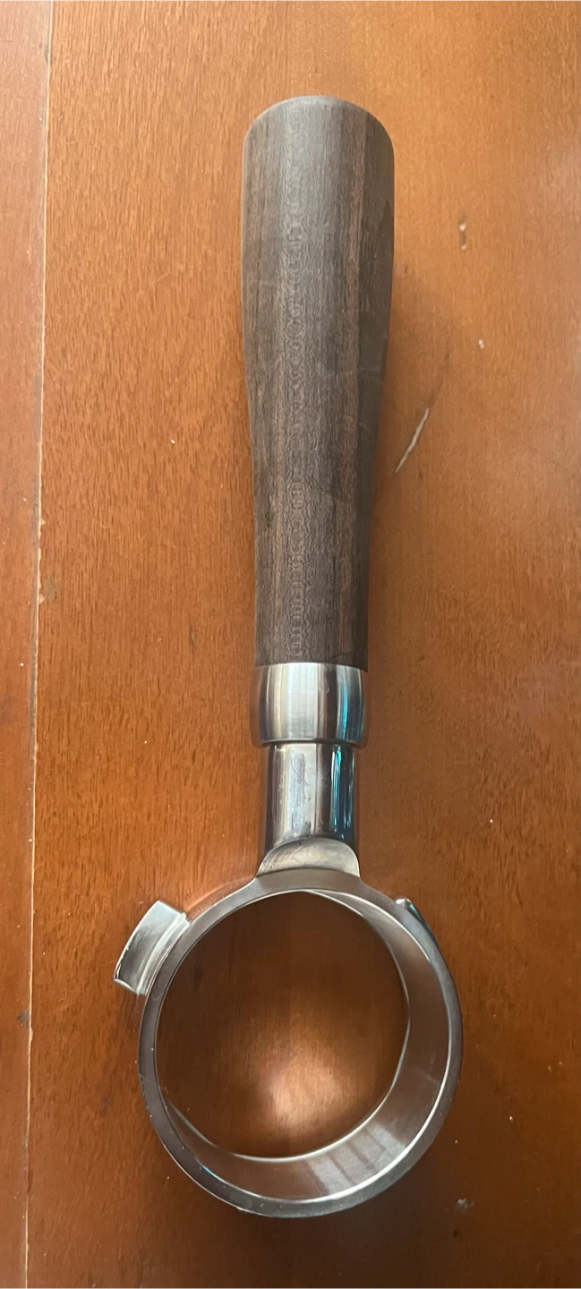 58mm bottomless portafilter dark wood handle - photo 2