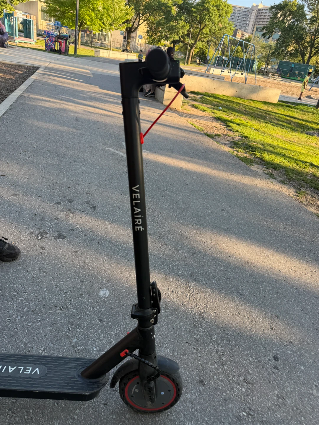 VELAIRE Electric Scooter - photo 3