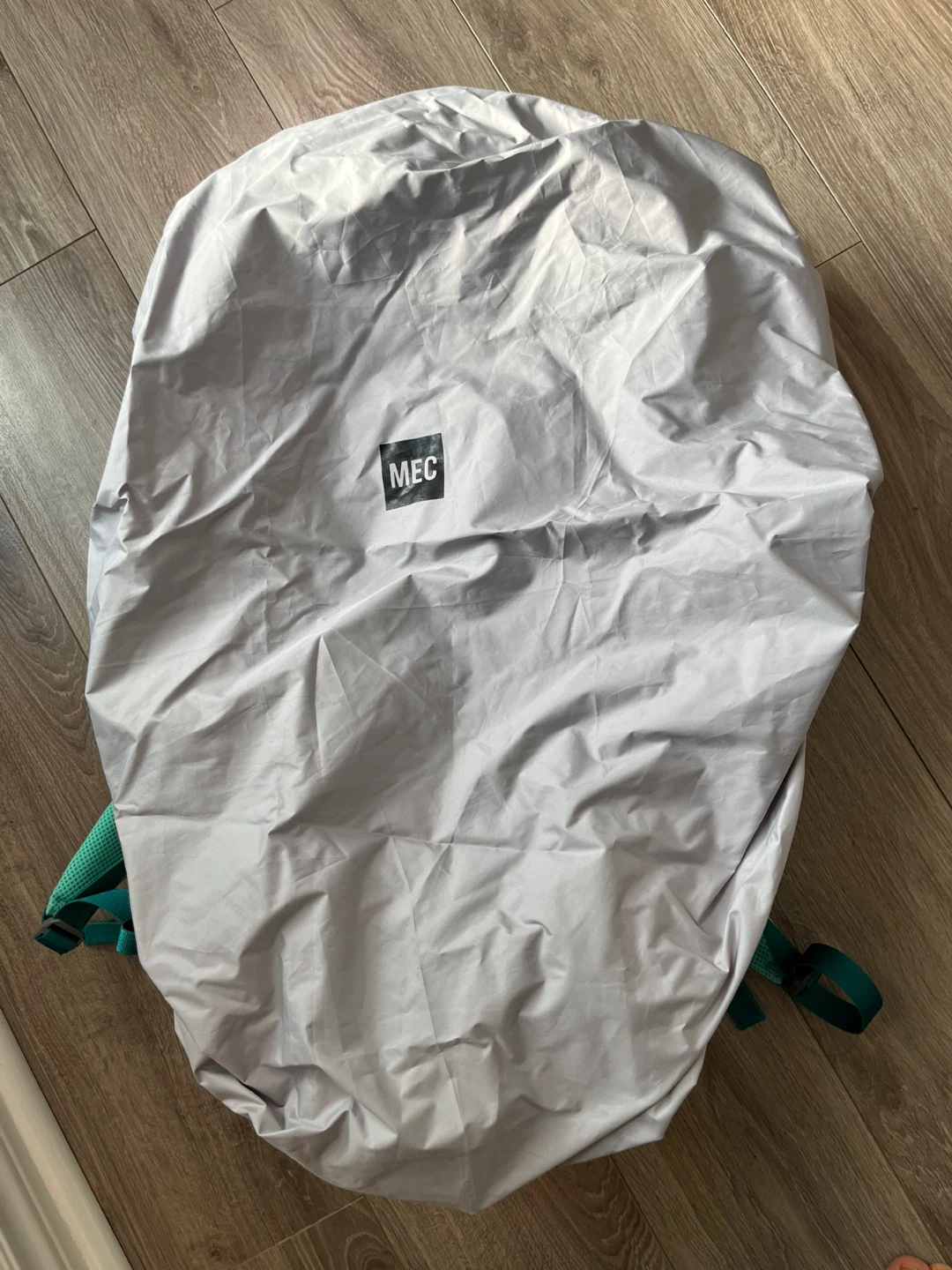 MEC Mistral 40L Backpack + Rain Cover – Excellent Condition - photo 5