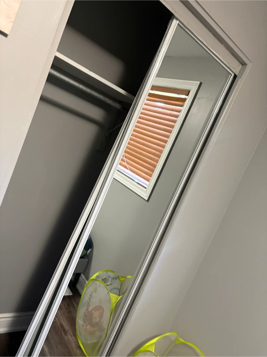 Private room available - photo 3