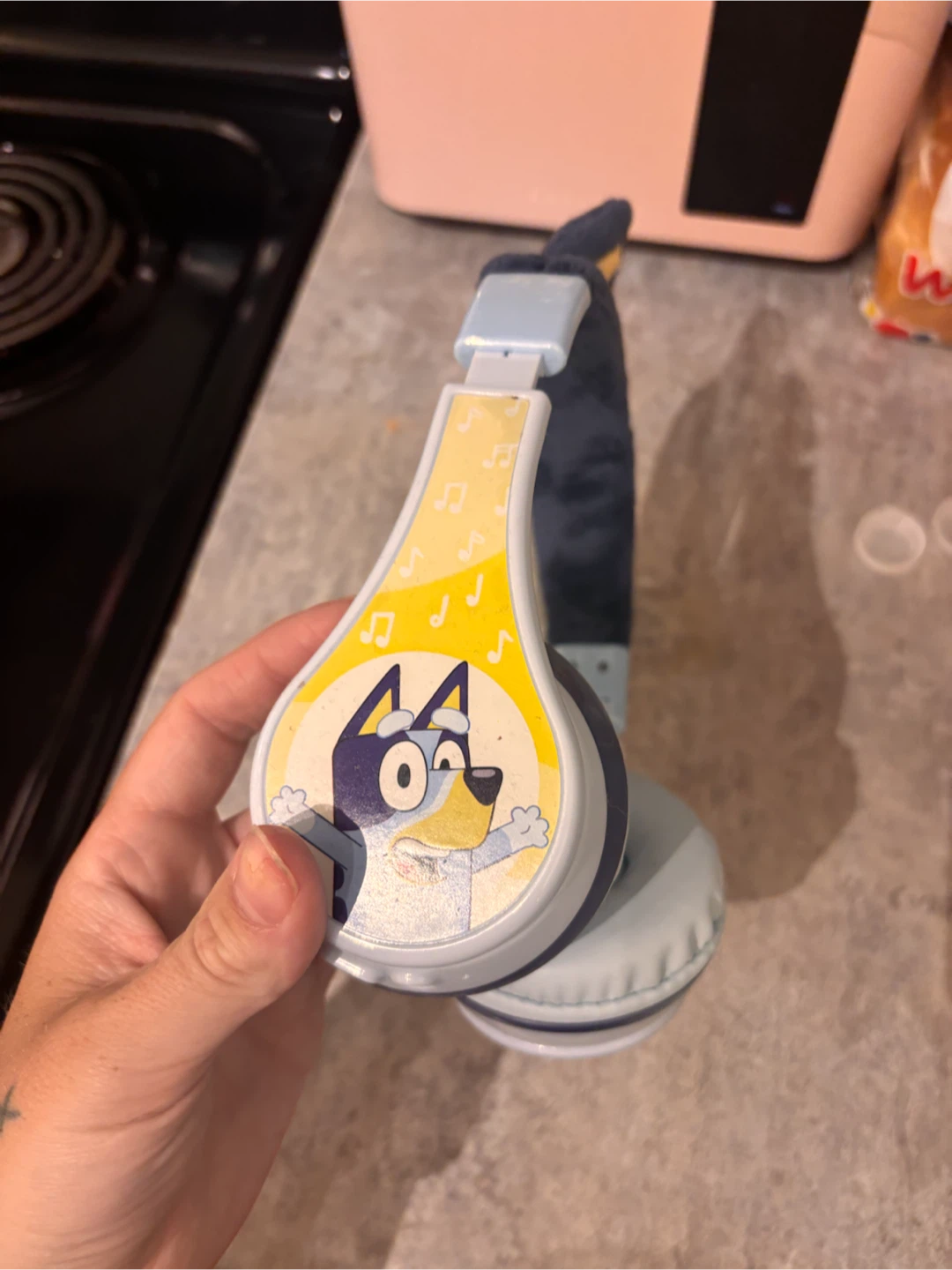 Bluey Kids Headphones with Cat Ears - photo 2