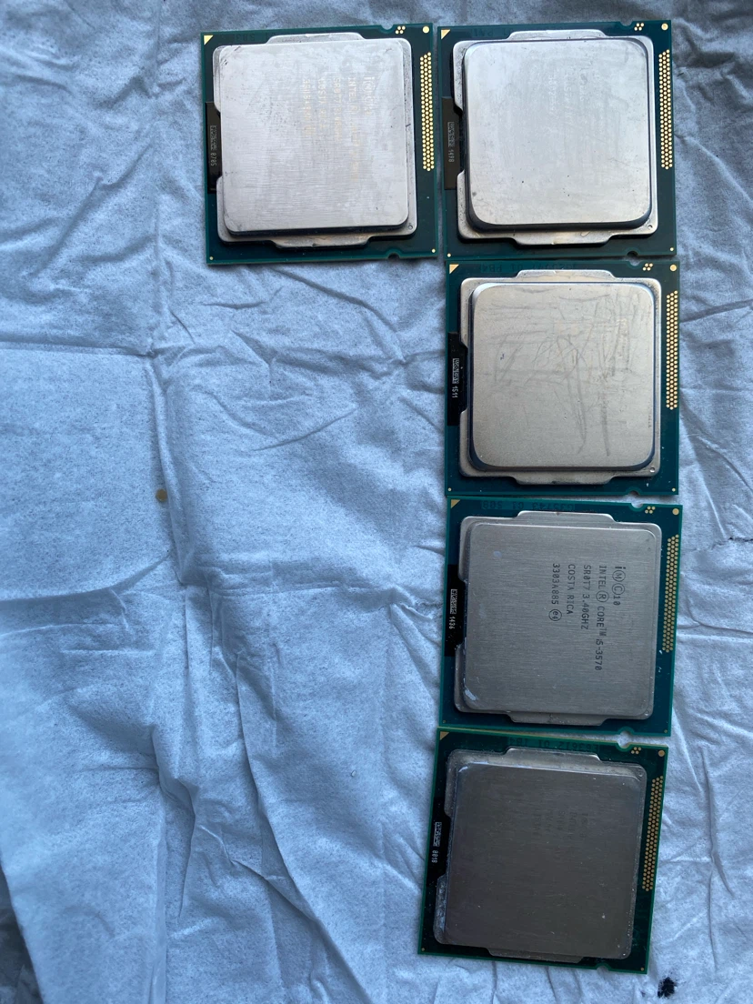 Intel Core i3-3220, i5-3570, and Xeon E3-1225 CPUs