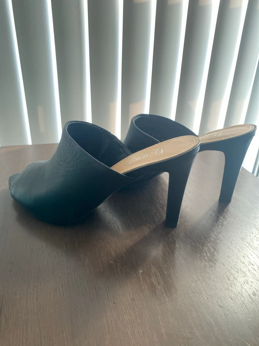 Franco Sarto Black Leather Mules - photo 2