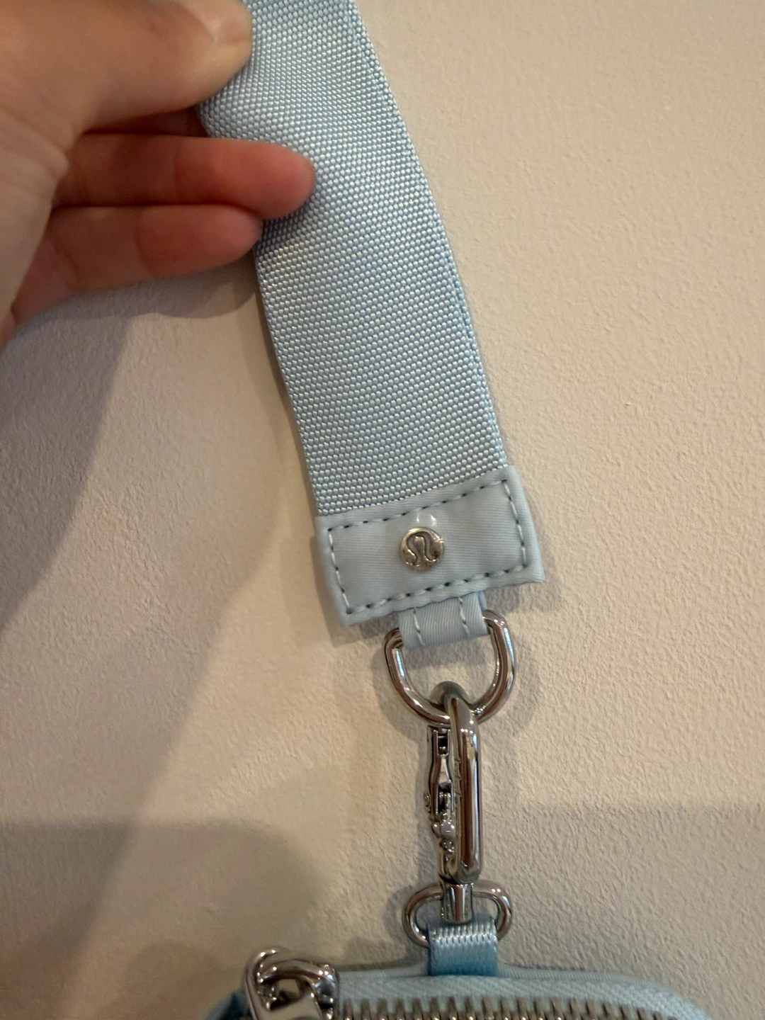 Lululemon Wrist strap  & Wallet - photo 2