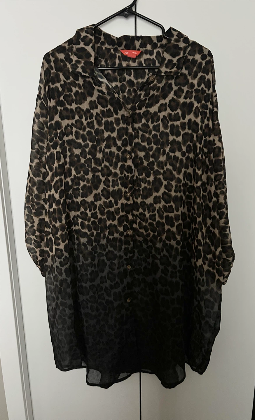 Woman’s Top / Cover Up