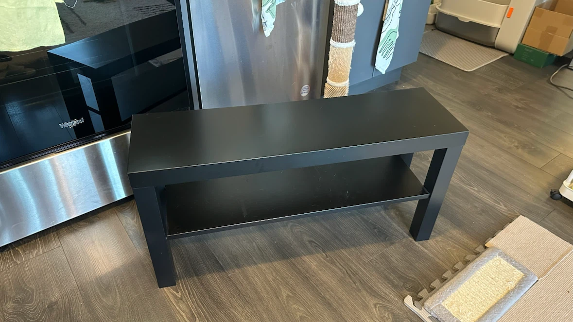 Desk and tv stand both for sale - photo 3