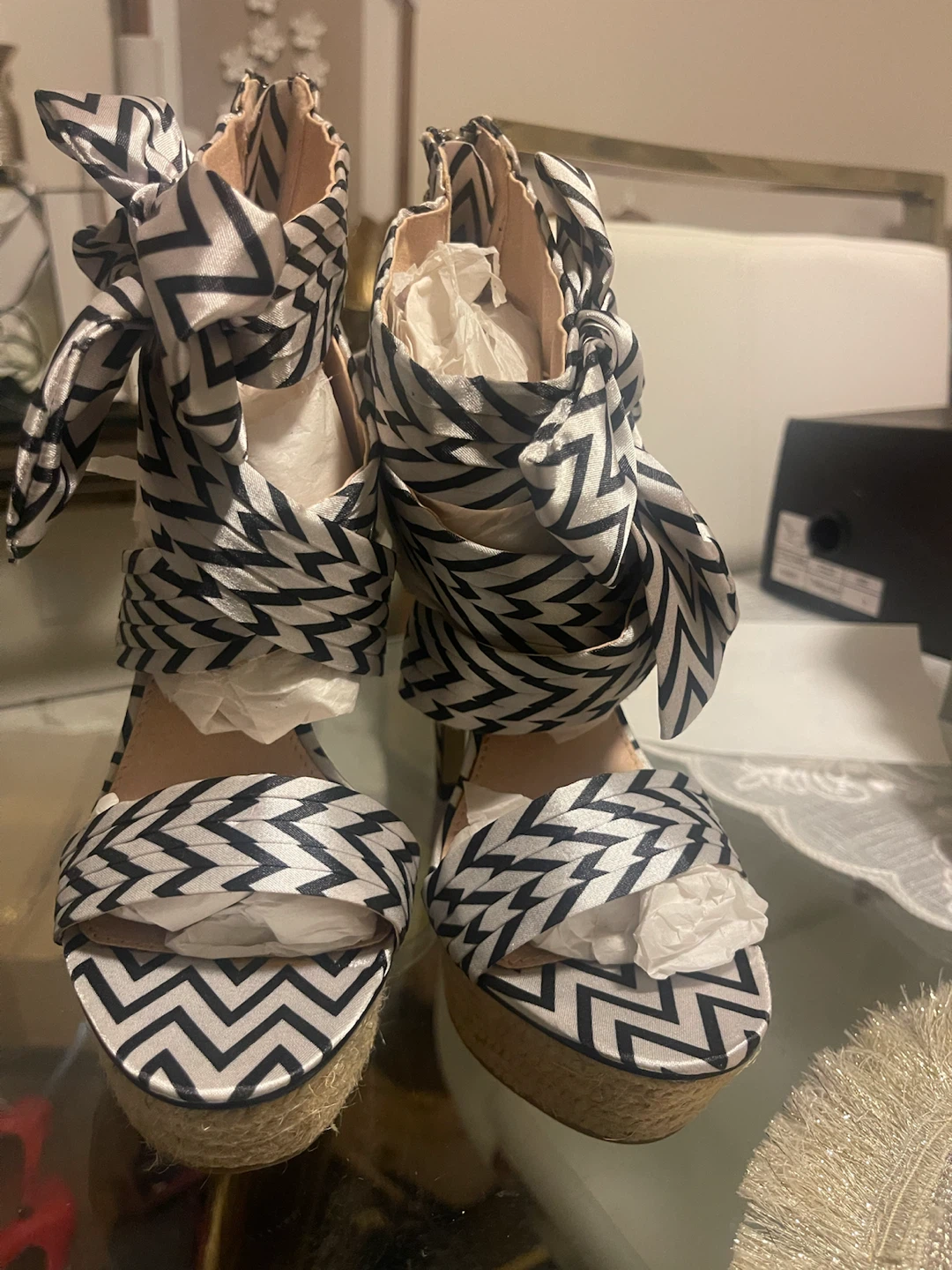 Zigisoho Black & White Zig Zag Wedge Sandals
