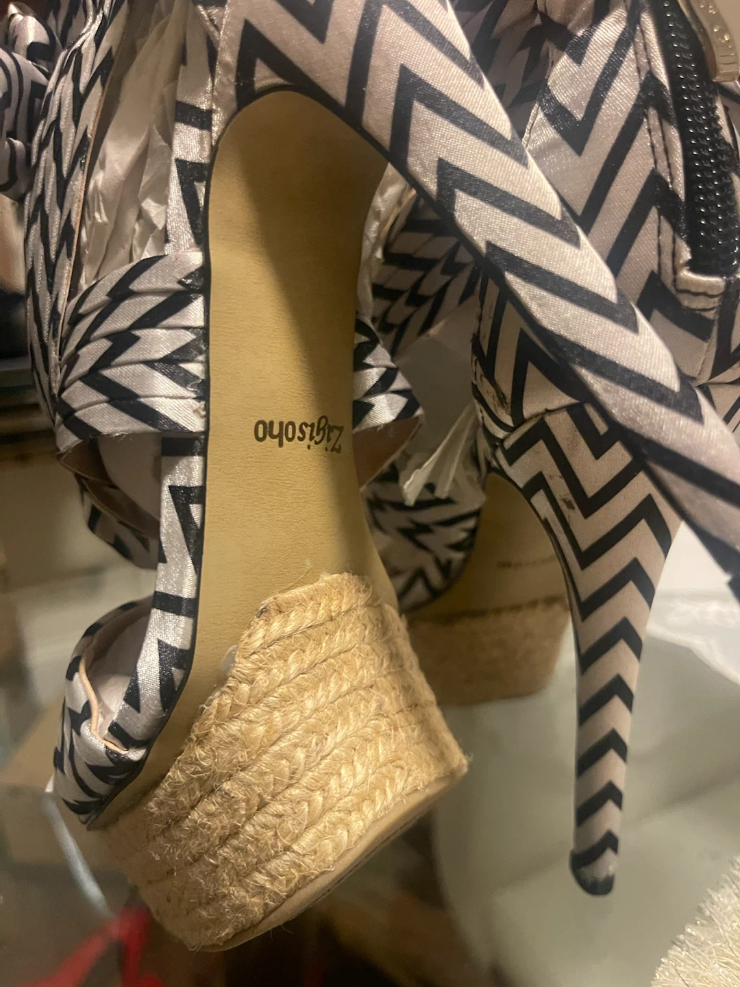 Zigisoho Black & White Zig Zag Wedge Sandals - photo 5