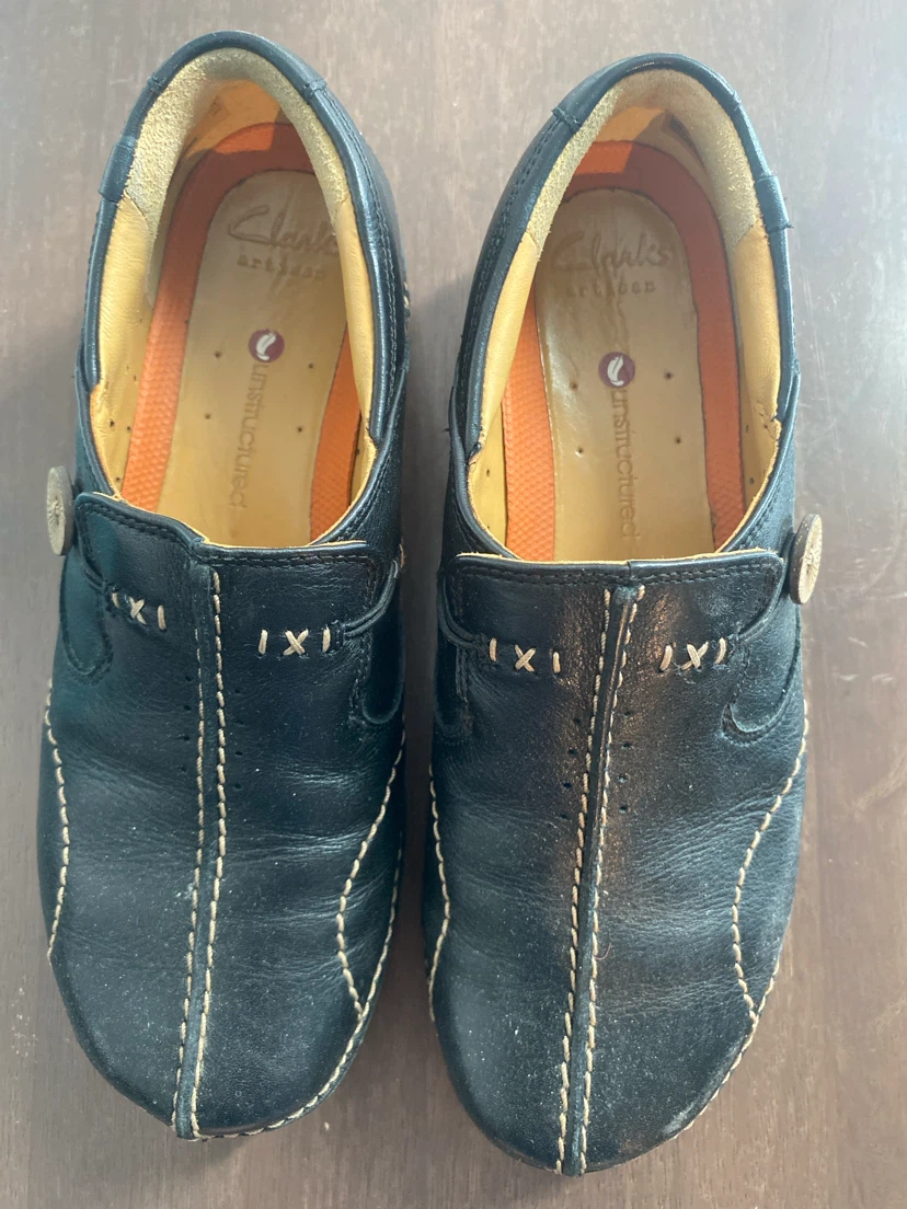 Clarks Artisan Unstructured Black Leather Loafers