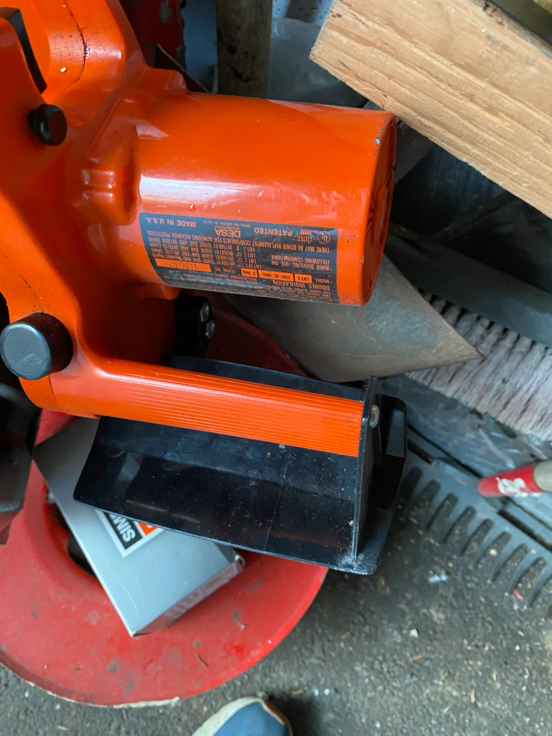 Desa LINT2 Chainsaw