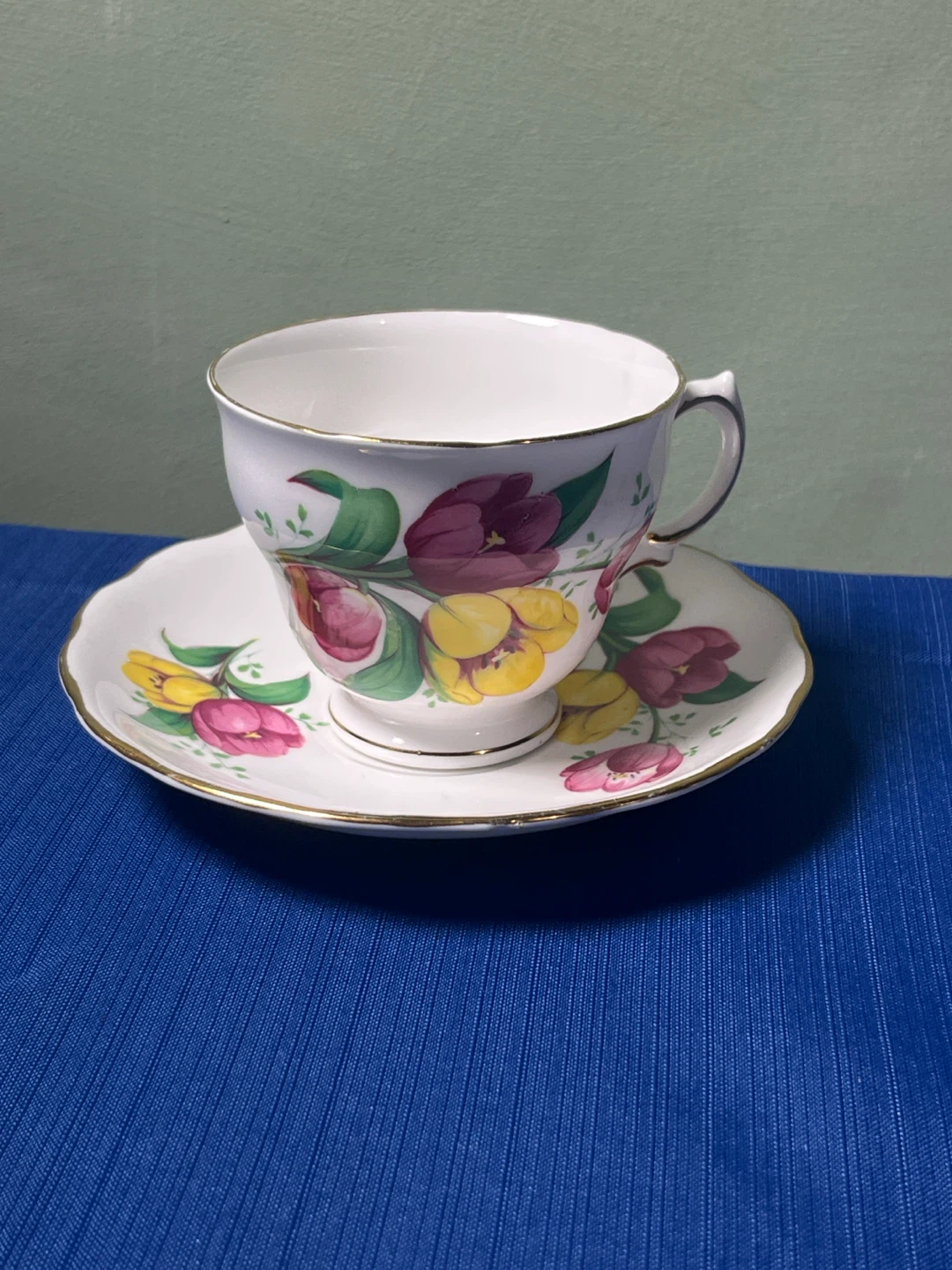 Vintage Mid Century English Floral Teacup Set