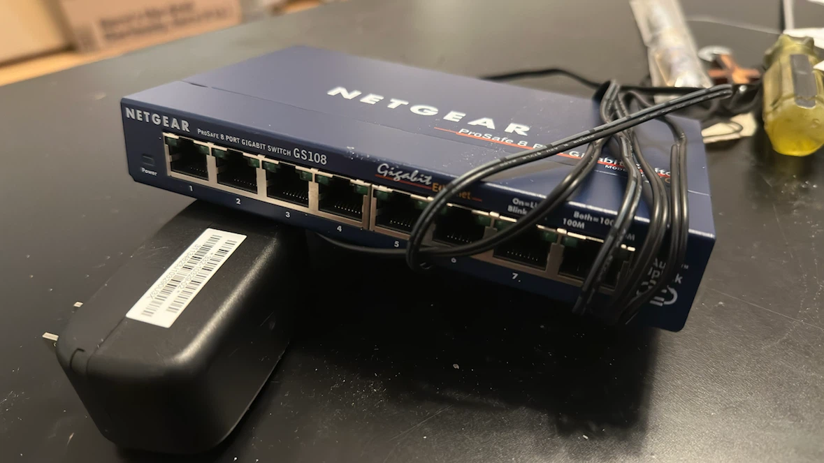 NETGEAR ProSAFE 8-Port Gigabit Ethernet Switch GS108 - photo 3
