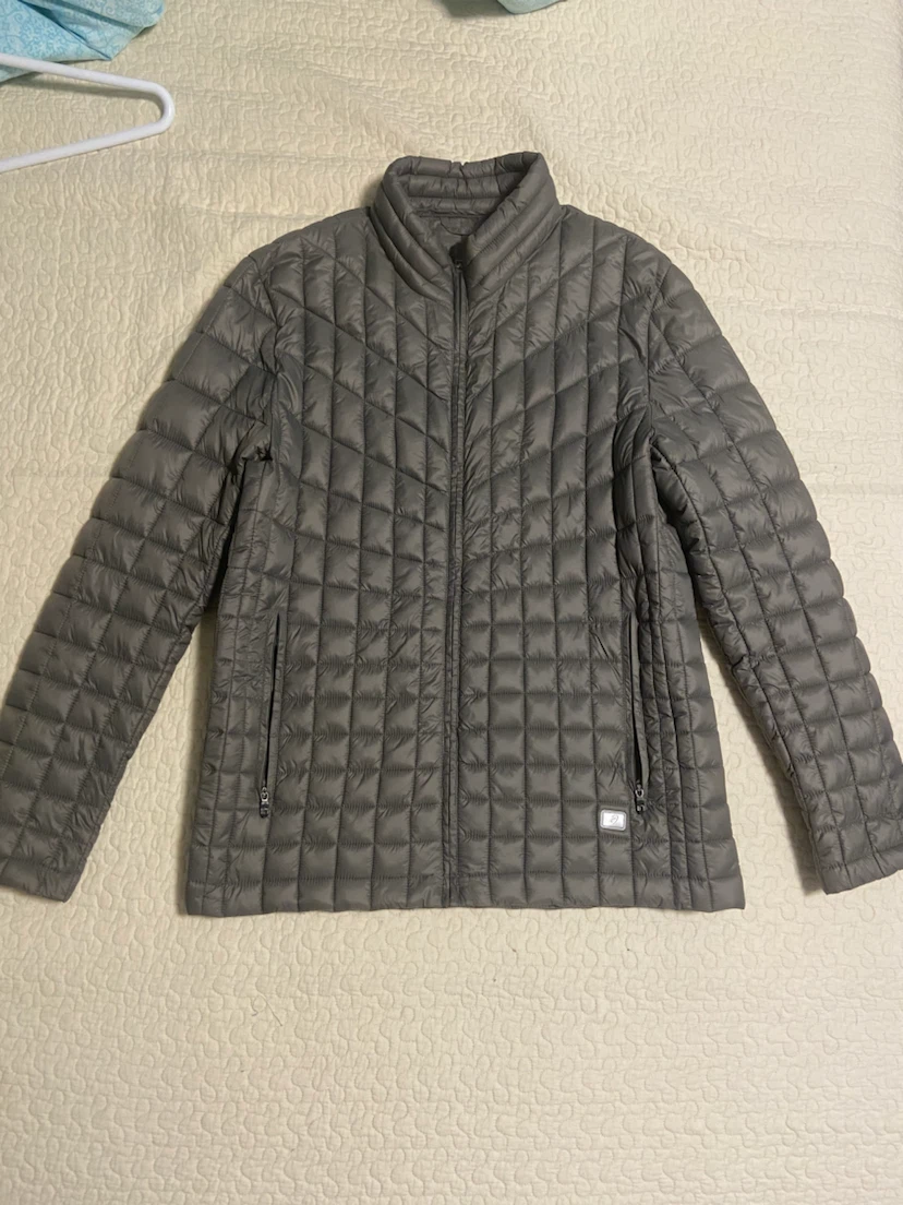 Asics Puffer Jacket Olive Grey (True size is a small-MEDIUM)