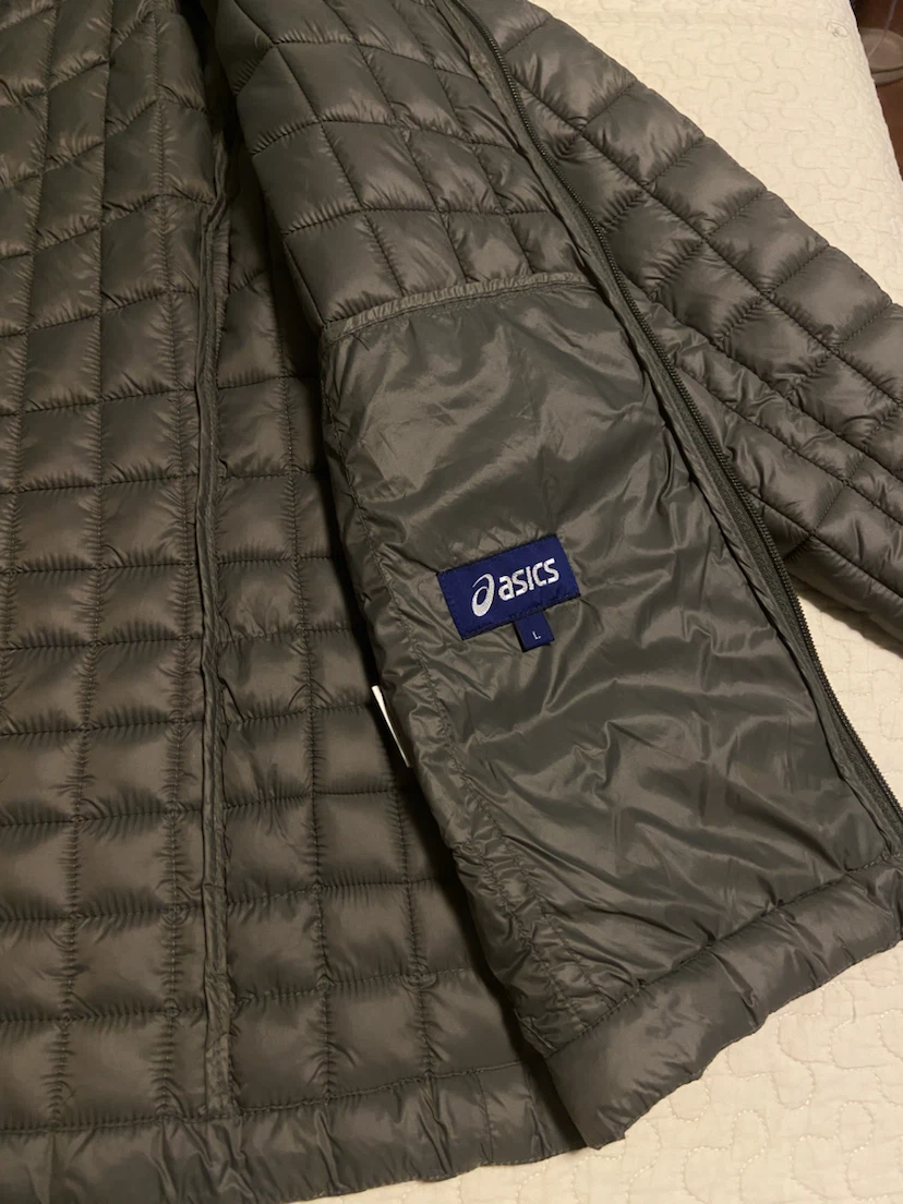 Asics Puffer Jacket Olive Grey (True size is a small-MEDIUM) - photo 3
