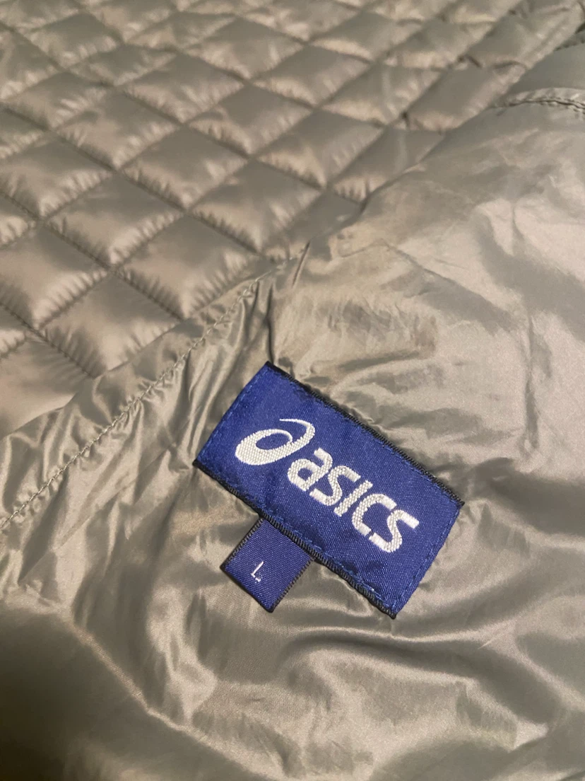Asics Puffer Jacket Olive Grey (True size is a small-MEDIUM) - photo 4