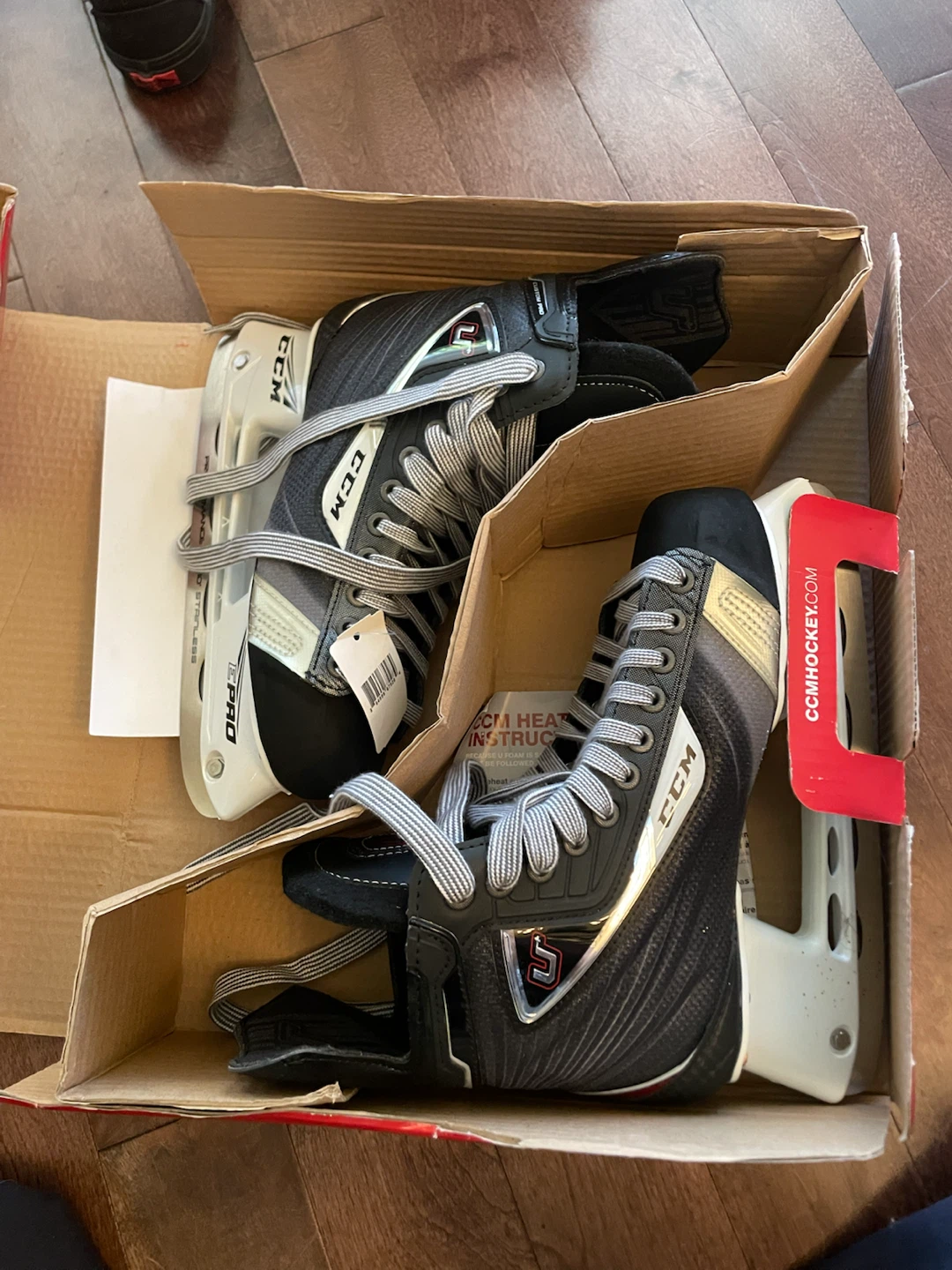 CCM SKCPRO SR Ice Skates - photo 4