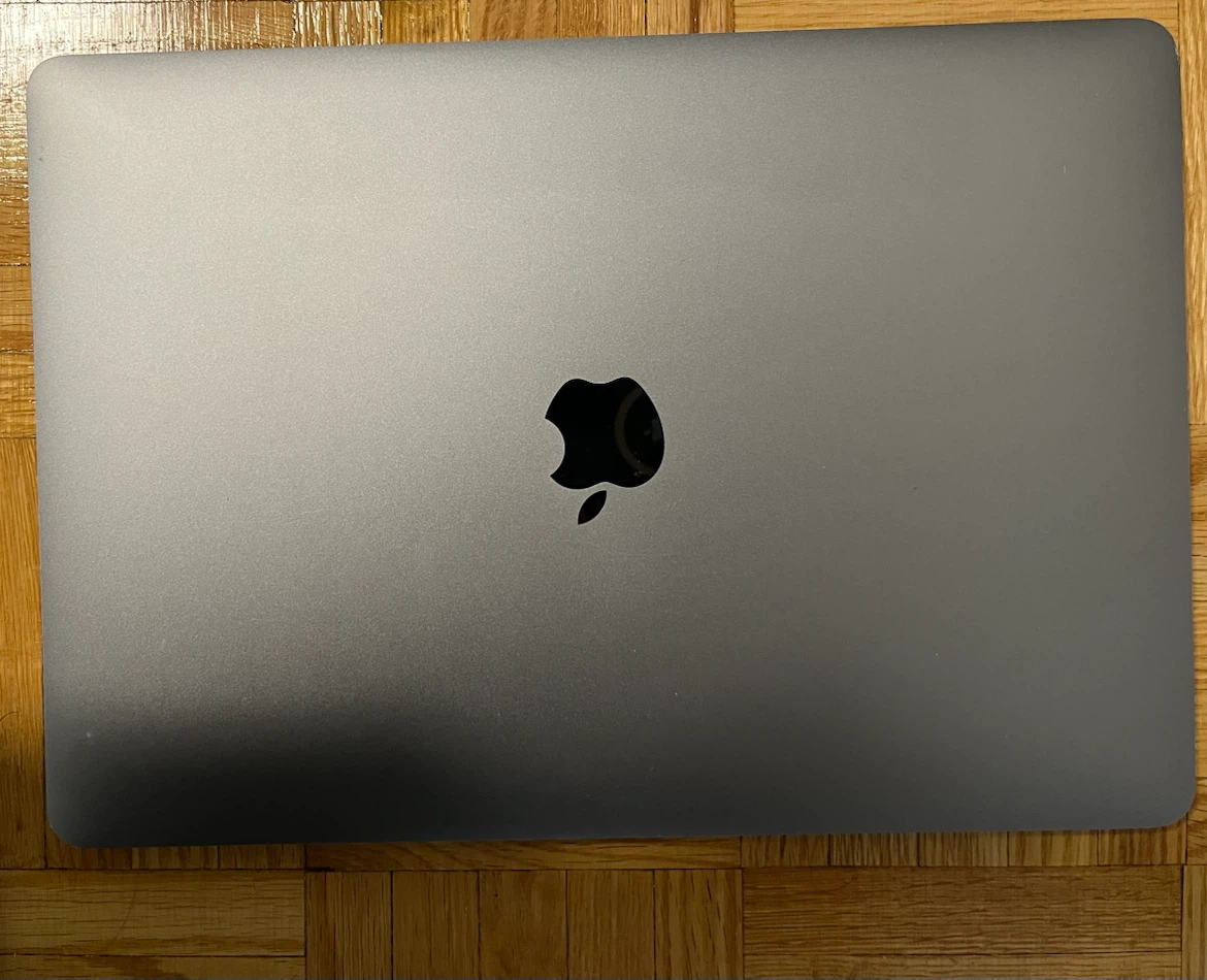 MacBook Pro 13-inch 2017 - photo 2