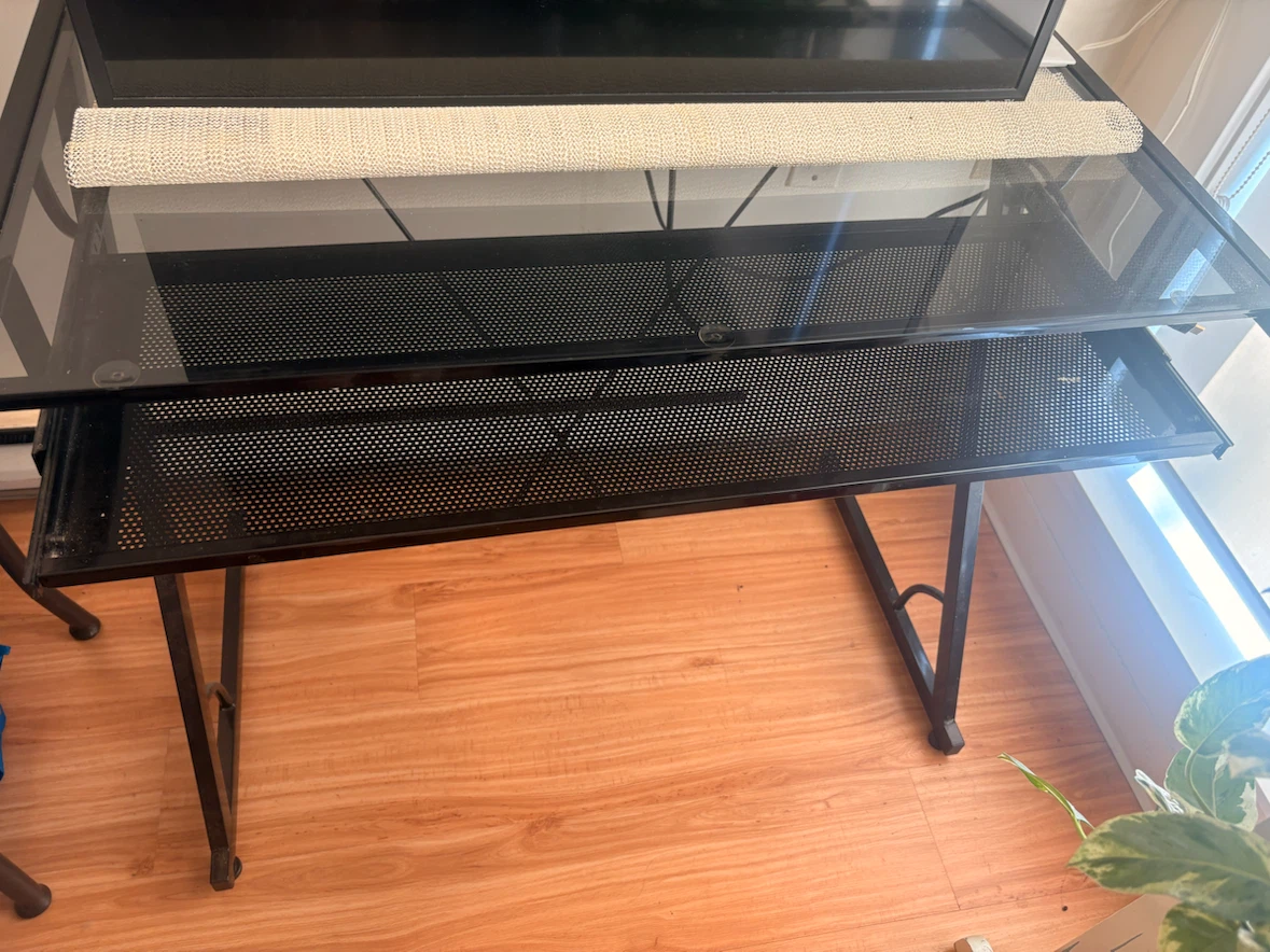 Black metal and glass desk with shelf - photo 3