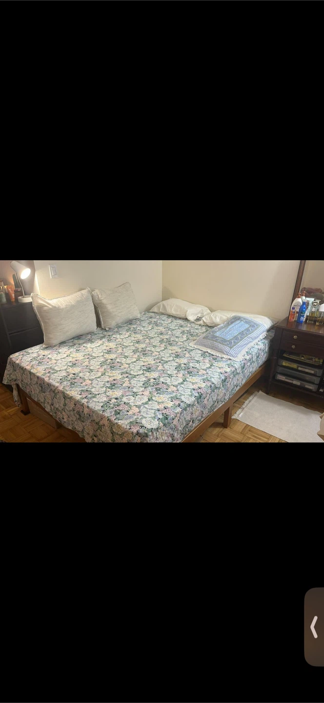 Solid wood Queen Bed Frame - photo 5