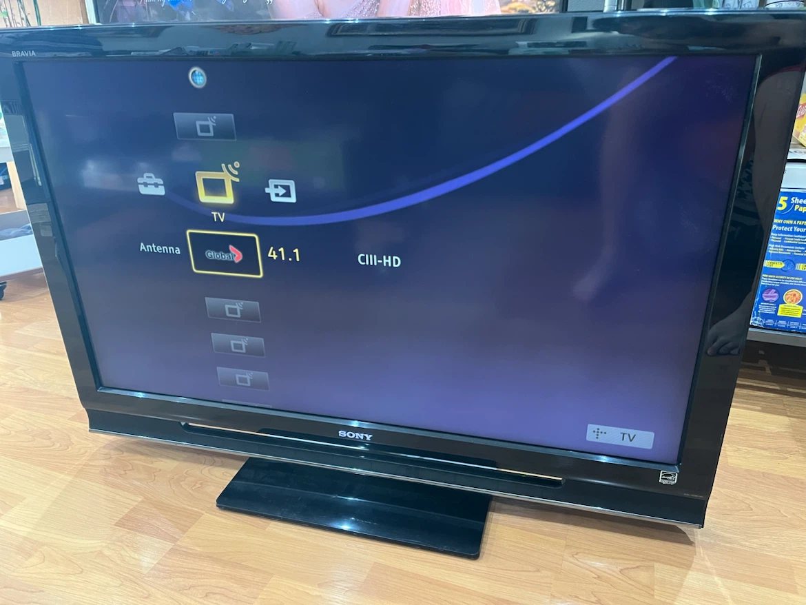 Sony BRAVIA Flat Screen HD TV with Remote