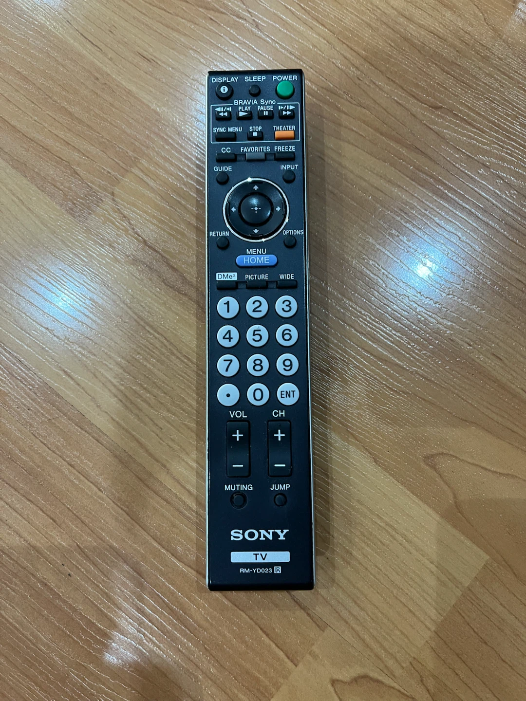 Sony BRAVIA Flat Screen HD TV with Remote - photo 5