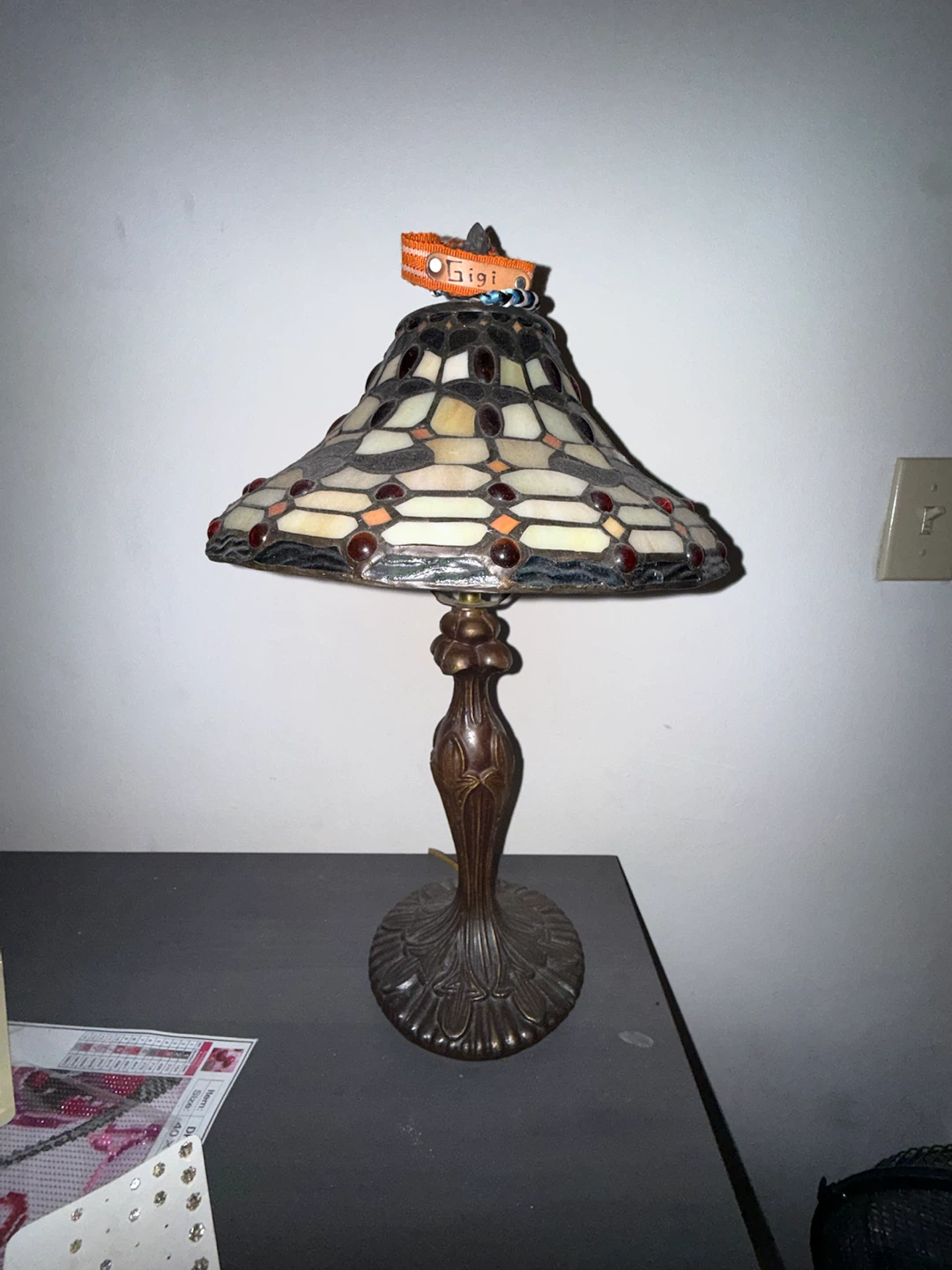 Tiffany-style Stained Glass Table Lamp