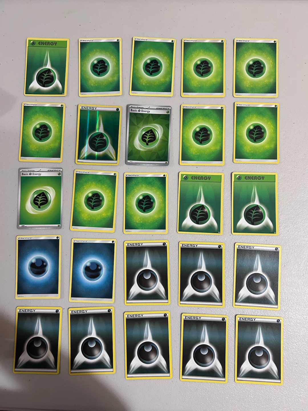 Pokemon Basic Energy Cards (Grass & Dark)