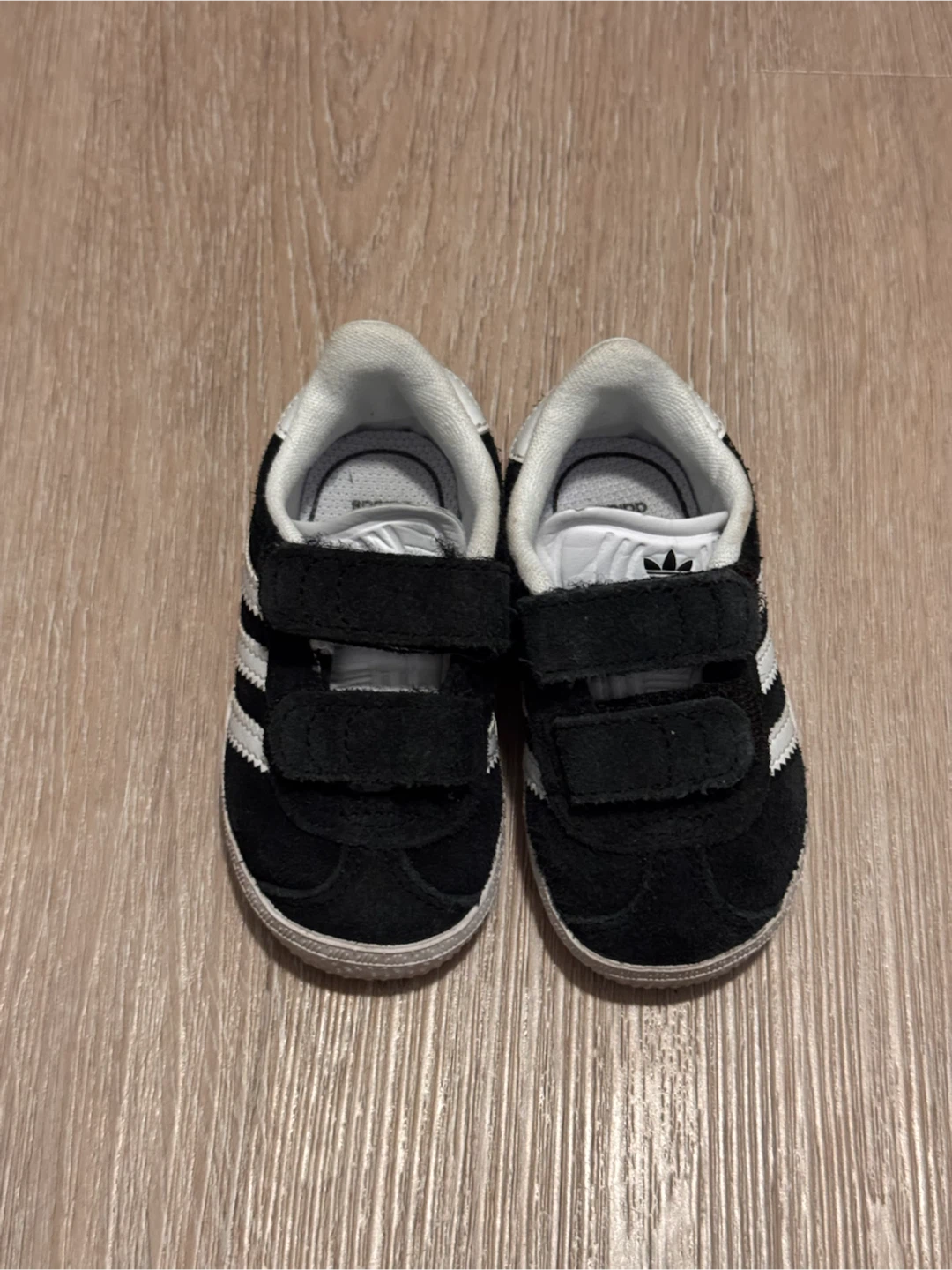 Baby adidas gazelle