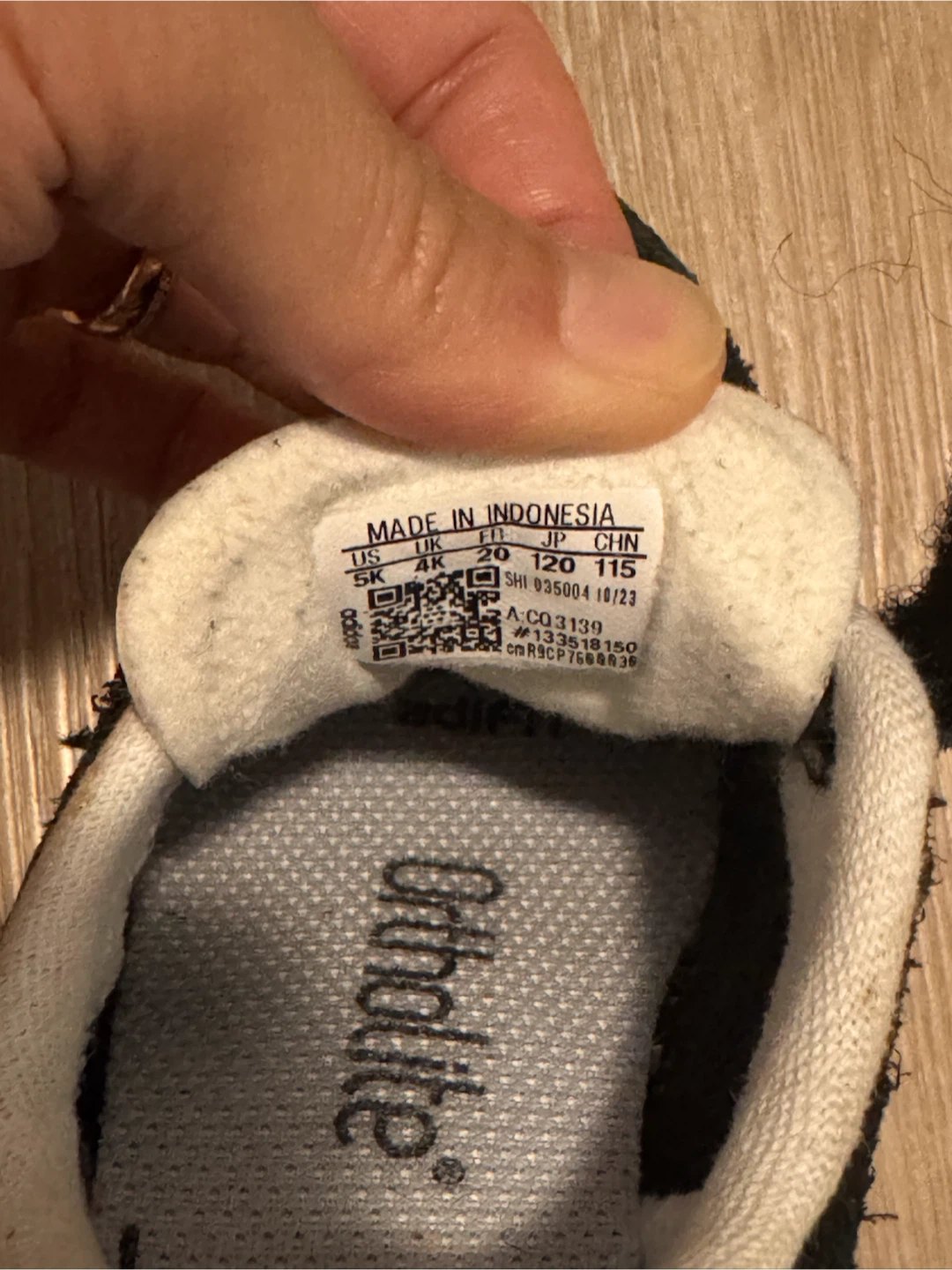 Baby adidas gazelle - photo 2