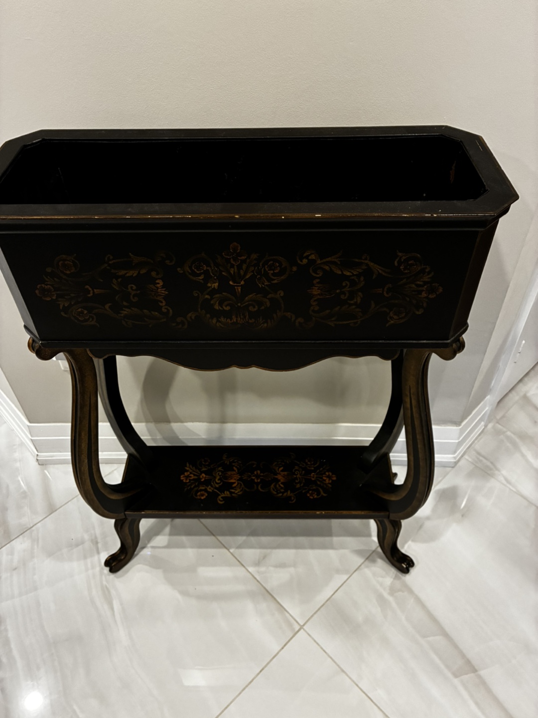 Vintage Decorative Plant Stand Table