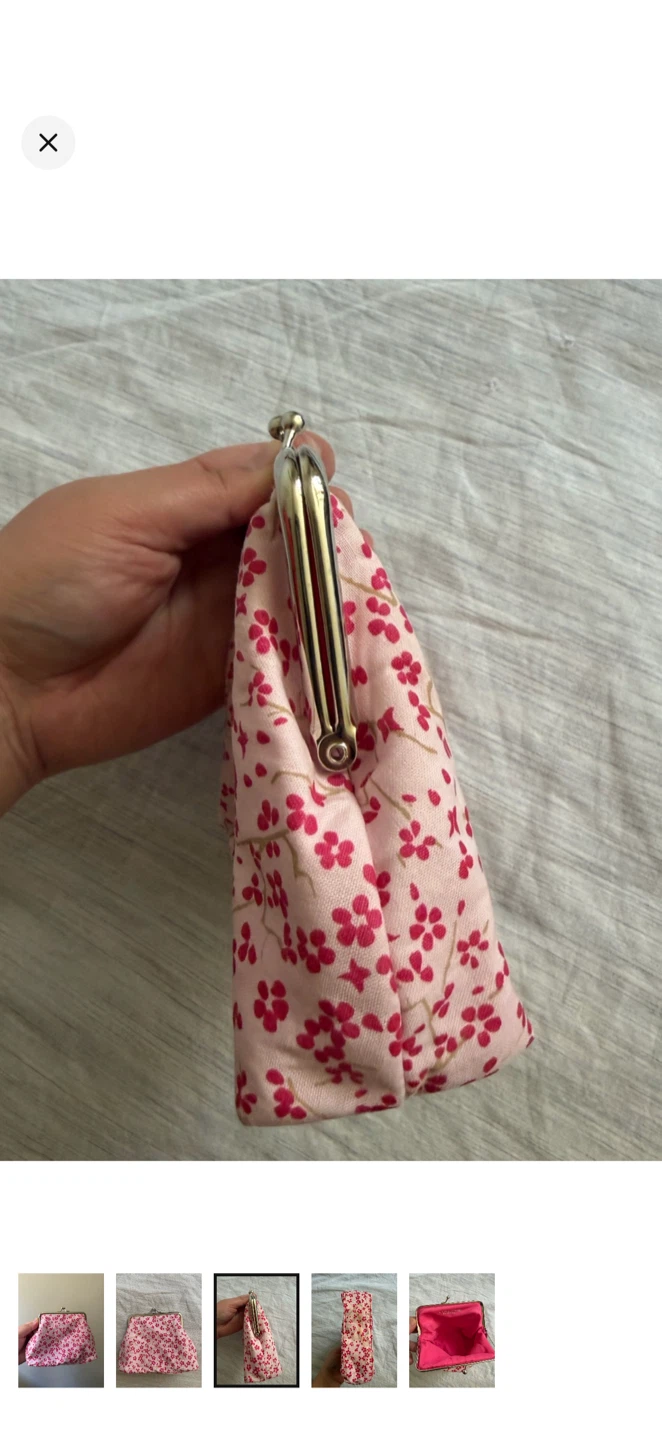 L'Occitane Pink Floral Cosmetic Pouch - photo 3