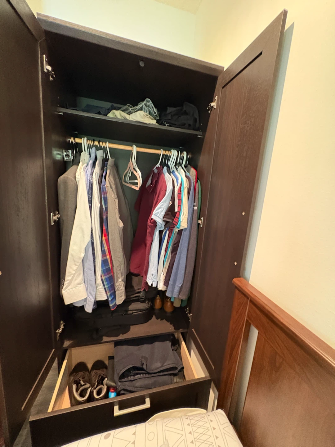 Brown Armoire / Wardrobe - photo 5