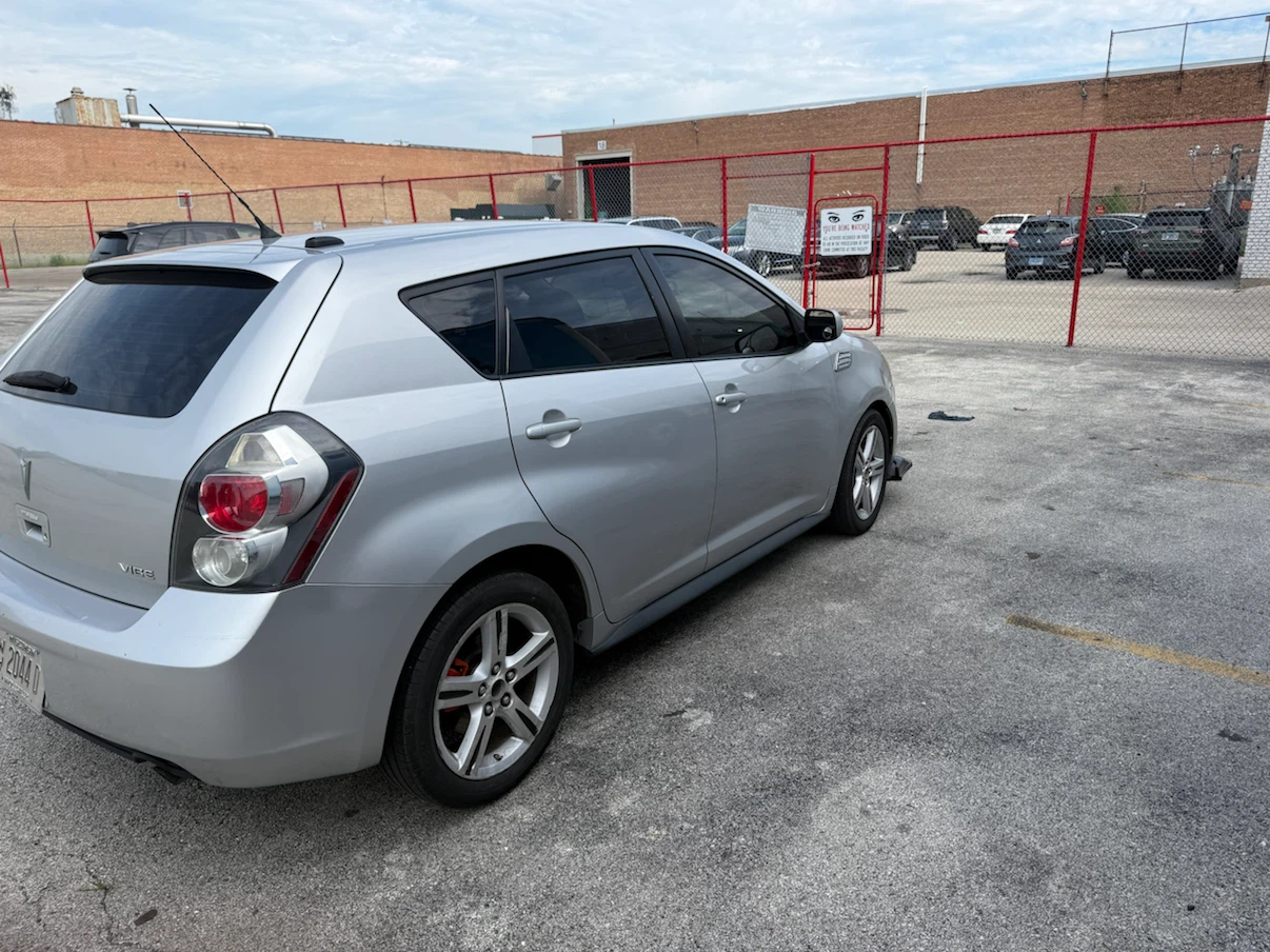 2009 Pontiac Vibe - photo 2
