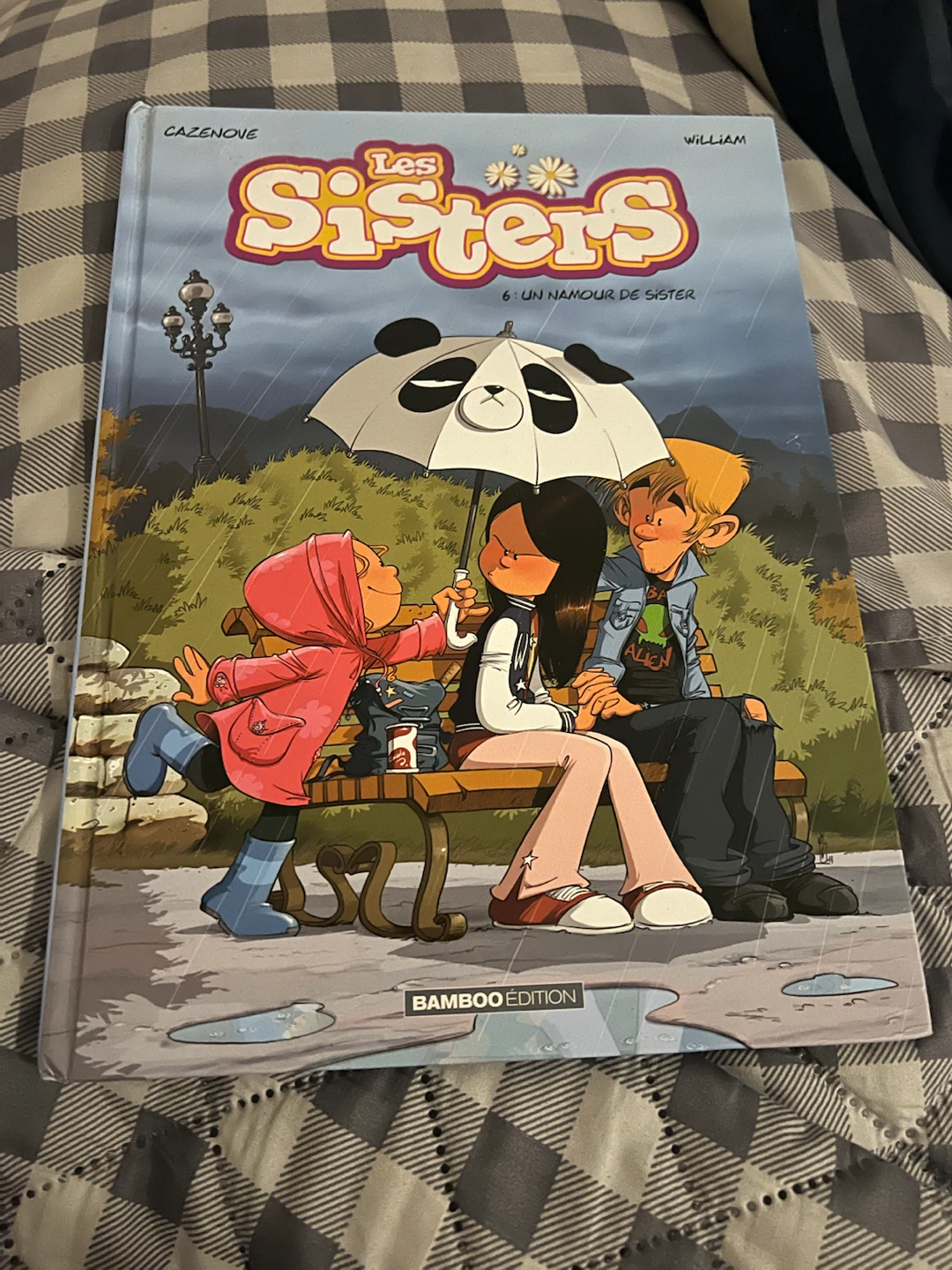 Les Sisters & Les P'tits Diables Comics Bundle - photo 2