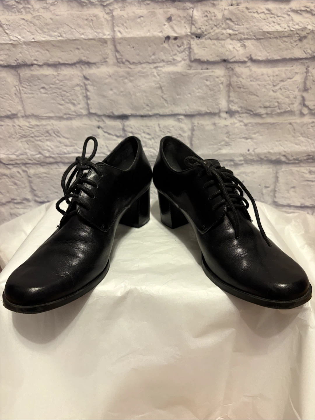 EUC Bandino Leather Oxford Lace-Up Heeled Shoes Size 6